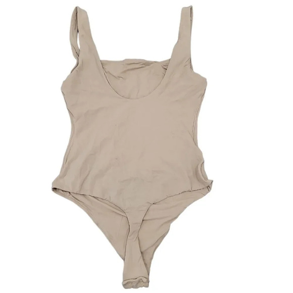 SKIMS FITS EVERYBODY SQUARE NECK BODYSUIT CLAY - Picture 7 of 7